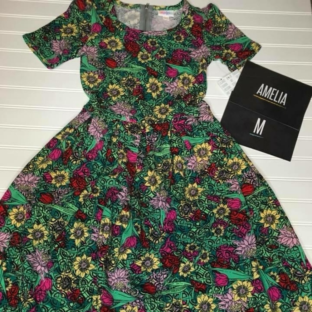 LuLaRoe Medium Amelia - Green Garden Floral!